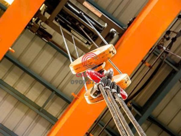 Cáp thép bấm chì mắt cứng