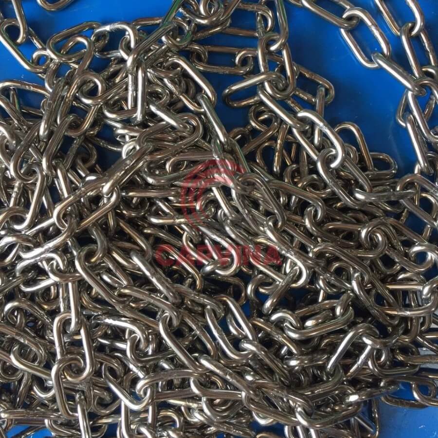 xích treo đèn nhà xưởng