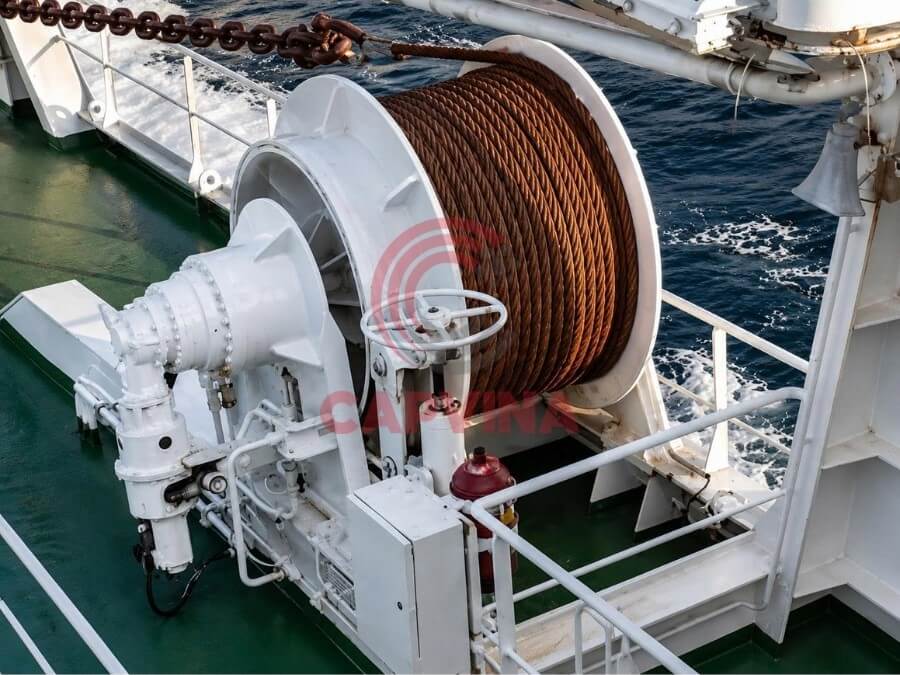hệ thống tời neo biển