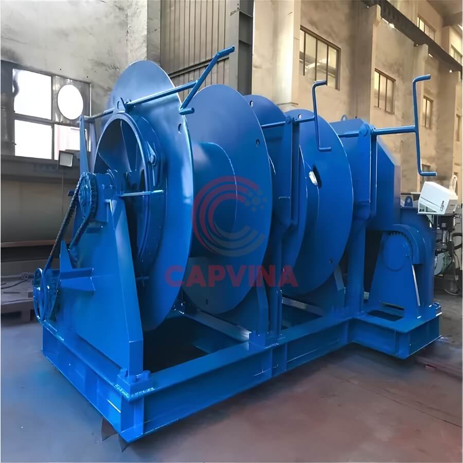 hệ thống tời neo biển